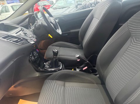 Ford Fiesta 1.25 Zetec Euro 5 3dr 29