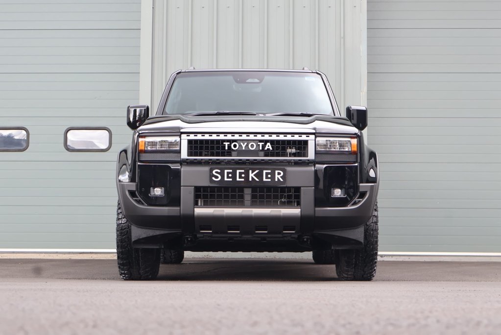 Toyota Land Cruiser BRAND NEW COMMERCIAL WITH A GENUINE REAR SEAT CONVERSION 2
