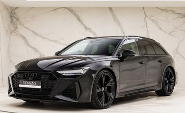 Audi RS6 Avant Carbon Black 6