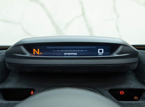 McLaren 720S Spider Peformance 25