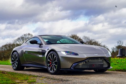 Aston Martin Vantage 4.0 Vantage V8 Auto 3dr 2