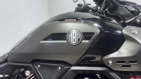 MBP C 2024 ONLY 3K 1 OWNER CRUISER BIKE 1000CC TOURER BIKE 17