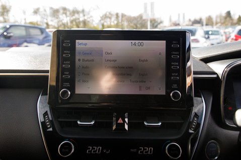 Toyota Corolla ICON TECH 27