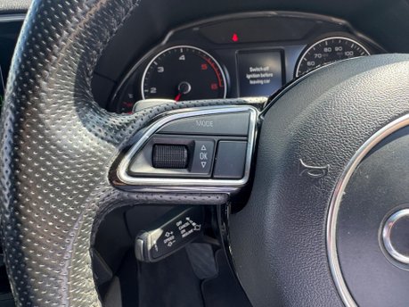 Audi Q5 TDI QUATTRO S LINE PLUS 30