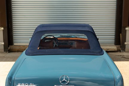 Mercedes-Benz SL 280 Pagoda 10