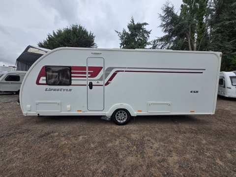 Swift Lifestyle 4 SB SR 7