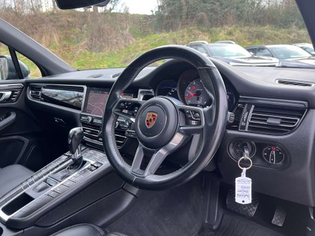 Porsche Macan 3.0 Macan S Semi-Auto 4WD 5dr 16