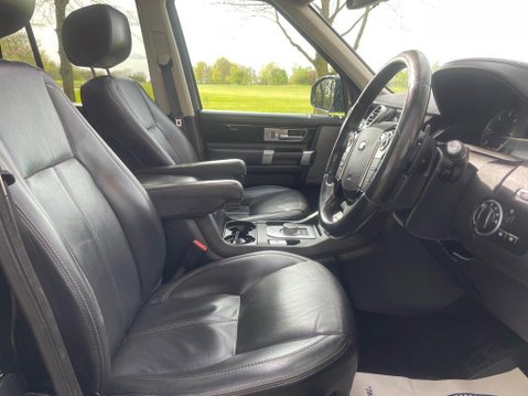 Land Rover Discovery 3.0 SD V6 Landmark Auto 4WD Euro 6 (s/s) 5dr 20