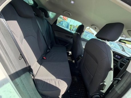 SEAT Leon TSI SE DYNAMIC 10