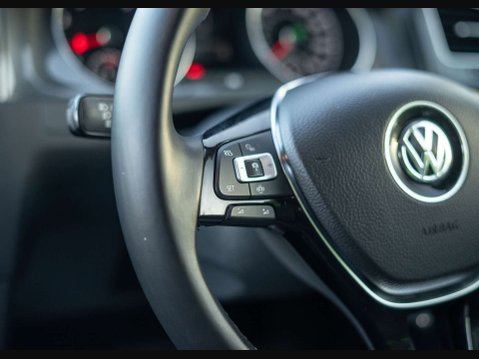 Volkswagen Golf 1.5 Golf SE Nav TSi Evo Semi-Auto 5dr 23
