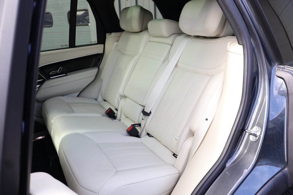 Land Rover Range Rover AUTOBIOGRAPHY HYBRID HUGE SPEC  25