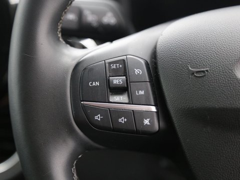 Ford Fiesta 1.0T EcoBoost Titanium X Euro 6 (s/s) 5dr 11