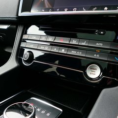 Jaguar F-Pace 2.0 F-Pace Chequered Flag AWD Auto 4WD 5dr 1