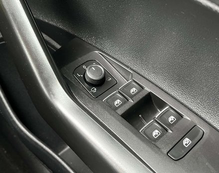 Volkswagen Polo 1.0 Polo Style TSi 5dr 70