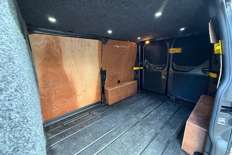 Ford Transit Custom 300 LIMITED L1 H1 AUTOMATIC - NO VAT - WETBELT CHANGED - 4 NEW BRIDGESTONES 44
