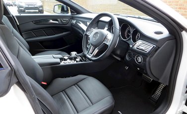 Mercedes-Benz CLS AMG 10