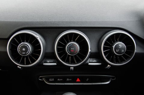 Audi TT TFSI S LINE 33