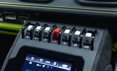 Lamborghini Huracan Tecnica 21