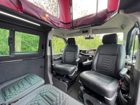 Volkswagen Transporter 2.0 TDI T32 Highline Crew Van DSG FWD SWB Euro 6 (s/s) 5dr 7