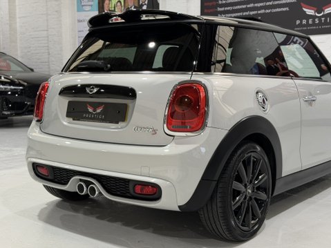 Mini Hatch COOPER S 27