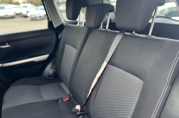 Suzuki Vitara 1.6 SZ-T AUTOMATIC 32