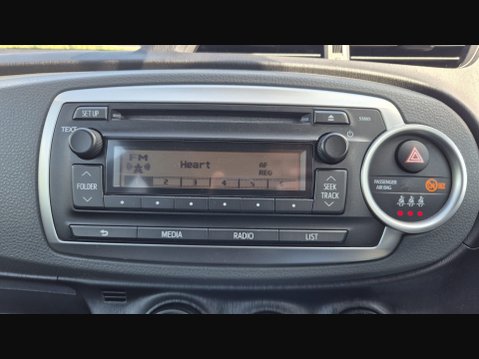 Toyota Yaris VVT-I EDITION 19