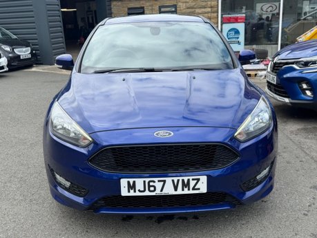 Ford Focus ST-LINE X 4