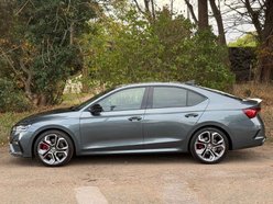 Skoda Octavia 2.0 Octavia vRS TSi Semi-Auto 5dr 25