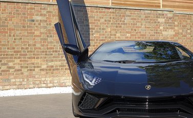 Lamborghini Aventador S 5