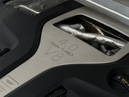 Aston Martin DBX V8 78