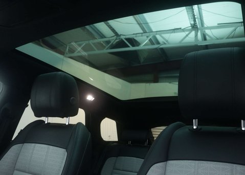 Land Rover Range Rover Evoque 1.5 Range Rover Evoque R-Dynamic HSE P300e Auto 4WD 5dr 59