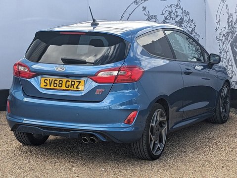 Ford Fiesta ST-3 12