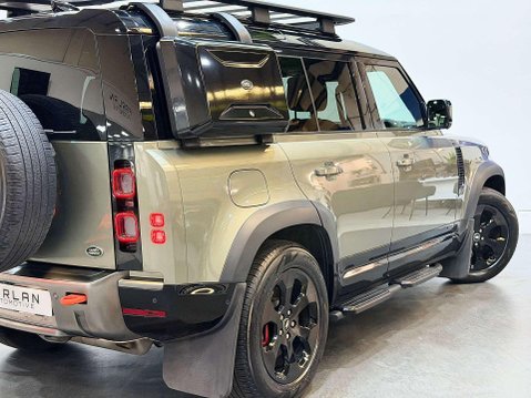 Land Rover Defender 3.0 P400 MHEV X SUV 5dr Petrol Auto 4WD Euro 6 (s/s) (400 ps) 17