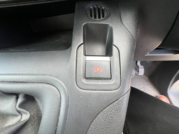 Peugeot Partner LWB L2H1 (SOLD) Low Roof Asphalt Air Con Alloys Cam Sensors EURO 6 NO VAT 32