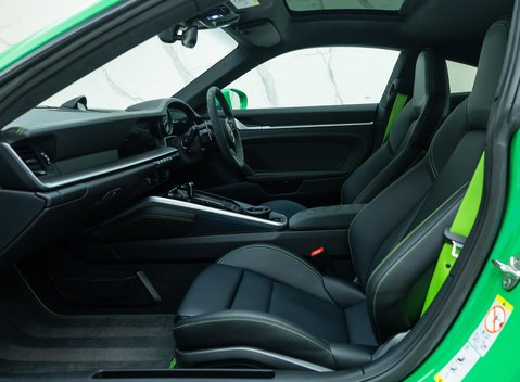 Porsche 911 Turbo S (992) 19