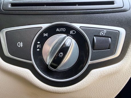 Mercedes-Benz GLC 2.1 GLC220d Sport (Premium) G-Tronic 4MATIC Euro 6 (s/s) 5dr 25