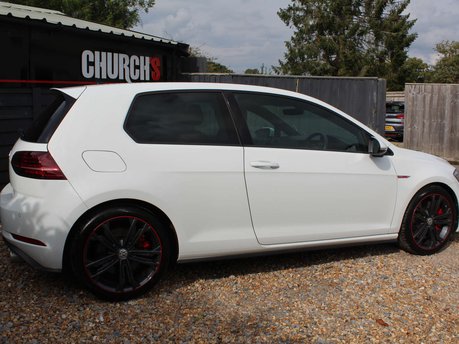 Volkswagen Golf 2.0 Golf GTi Performance TSi 3dr 