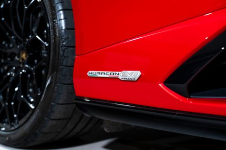 Lamborghini Huracan LP 640-2 EVO SPYDER. NOW SOLD. SIMILAR REQUIRED. PLEASE CALL 01903 254800. 21