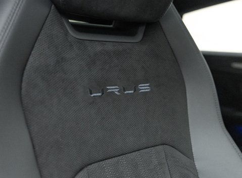 Lamborghini Urus PERFORMANTE 19