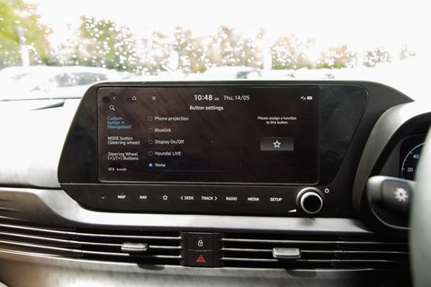 Hyundai BAYON T-GDI PREMIUM MHEV 27