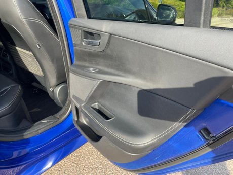 Jaguar XE 2.0i R-Sport Saloon 4dr Petrol Auto Euro 6 (s/s) (200 ps) 44