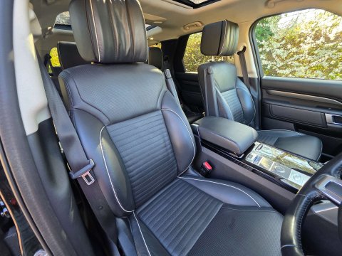 Land Rover Discovery 3.0 Discovery Luxury HSE SD6 Auto 4WD 5dr 42