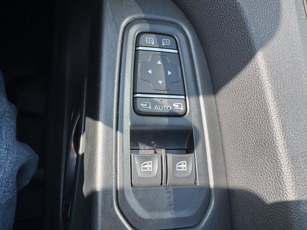 Renault Trafic LWB L2H1 Low Roof Sport Ll30 Air Con Sensors EURO 6 20