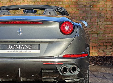 Ferrari California T 12