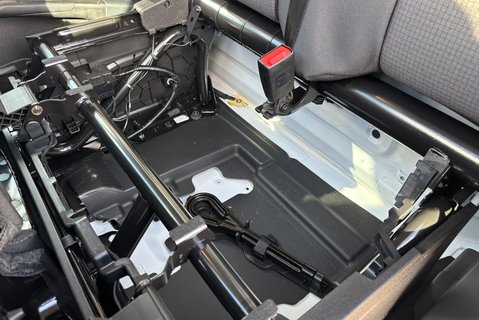 Ford Transit 350 L2 Drw 130 ps Single Cab Tipper - Air Con / Rear Camera / Cruise 17