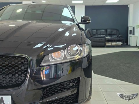 Jaguar XF 2.0i R-Sport Sportbrake Auto Euro 6 (s/s) 5dr 8