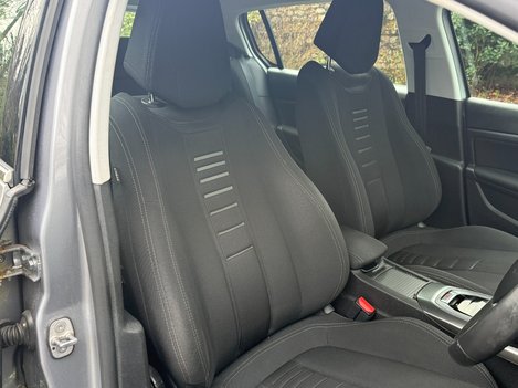 Peugeot 308 E-THP ALLURE 3