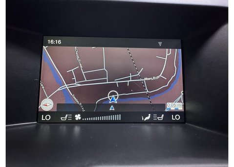 Volvo XC60 2.4 D5 SE Lux Nav SUV 5dr Diesel Auto AWD Euro 6 (s/s) (220 ps) 67