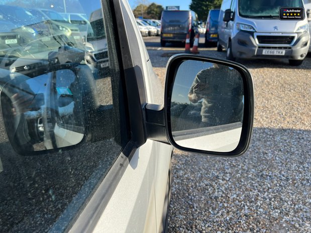Peugeot Bipper SWB (SOLD) L1H1 Low Roof Professional Air Con NO VAT 15