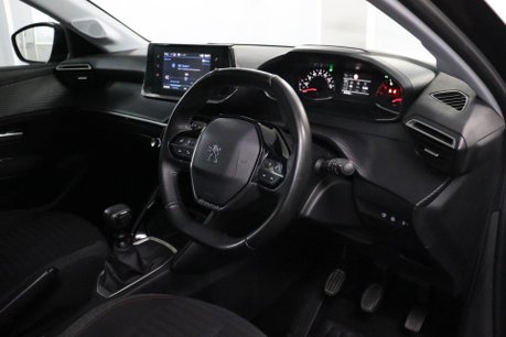 Peugeot 208 PURETECH ACTIVE PREMIUM S/S 5